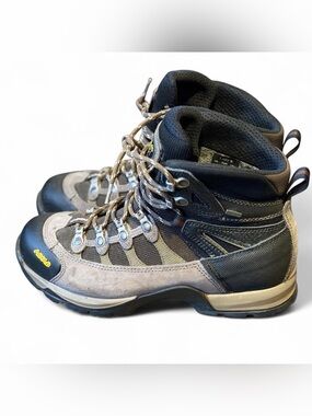 Asolo hiking boots in gray & black #hiking size 7.5